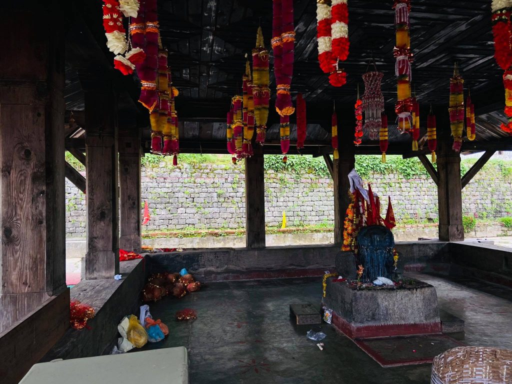 kamrunag-temple